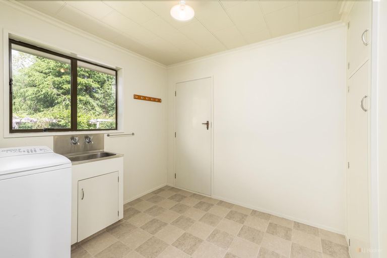 Photo of property in 11-17 Hayes Street, Waimate, 7924