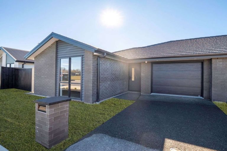 Photo of property in 10 Mcgrath Lane, Rangiora, 7400
