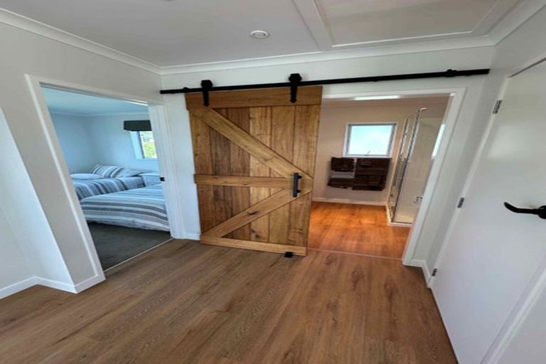 Photo of property in 7 Cottle Road, Taupaki, Henderson, 0782