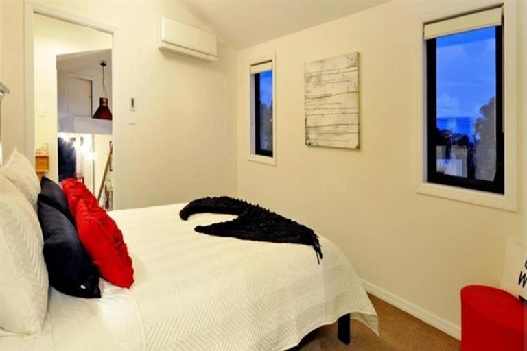 Photo of property in 1f Eversleigh Road, Belmont, Auckland, 0622