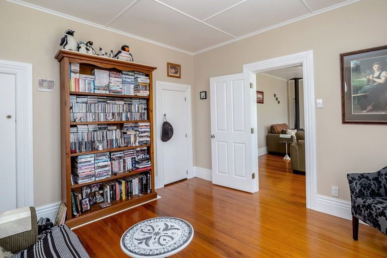 Photo of property in 102 Perry Street, Masterton, 5810