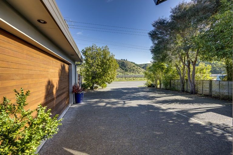 Photo of property in 369 Church Road, Greenmeadows, Napier, 4112