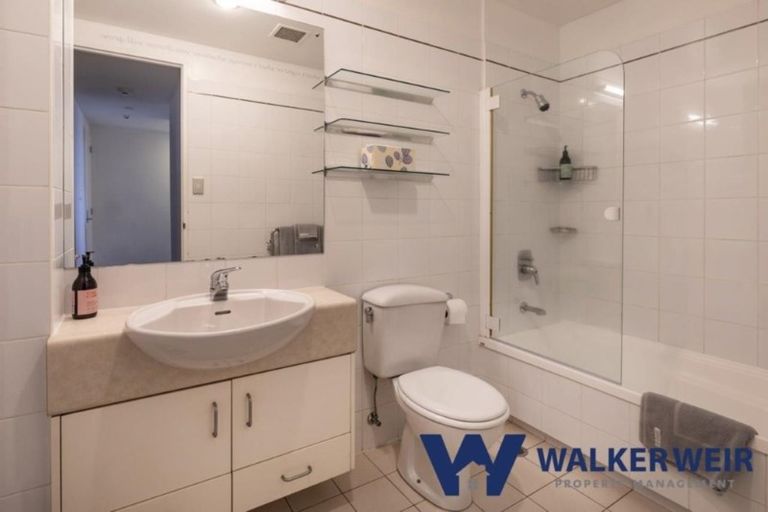 Photo of property in 30 York Street, Russell, 0202