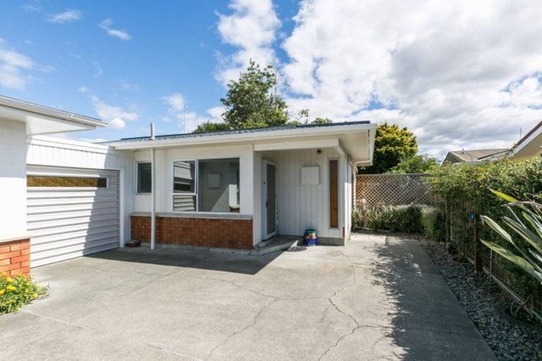 Photo of property in 1/15 King Street, Taradale, Napier, 4112
