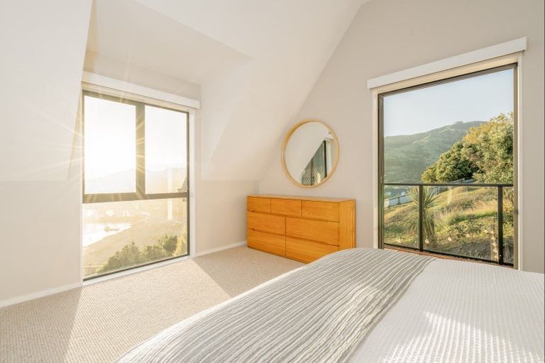 Photo of property in 30 Gilmour Terrace, Lyttelton, 8082