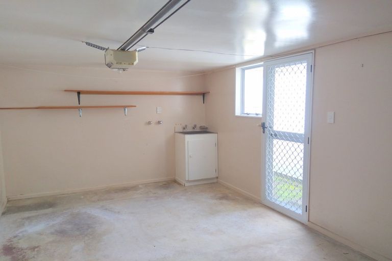 Photo of property in 2/12 Newton Street, Fitzroy, New Plymouth, 4312