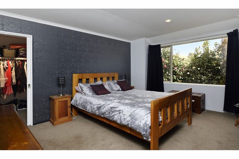 Photo of property in 14 Wiltshire Place, Stoke, Nelson, 7011