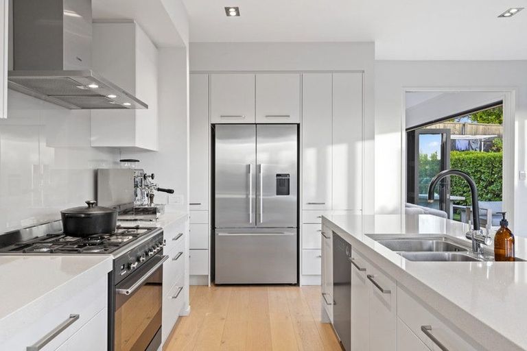 Photo of property in 5 Ridge View Crescent, Pukekohe, 2120