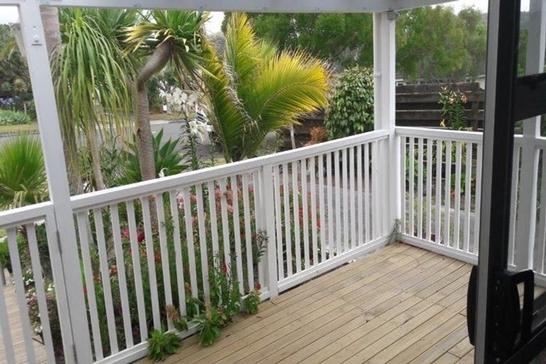 Photo of property in 11 Hatfield Heights, Hatfields Beach, Orewa, 0931