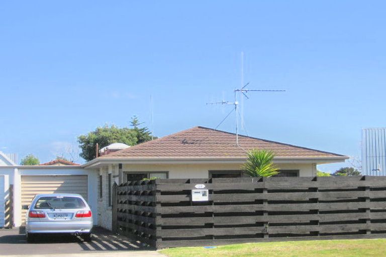 Photo of property in 37 Hawea Street, Mount Maunganui, 3116