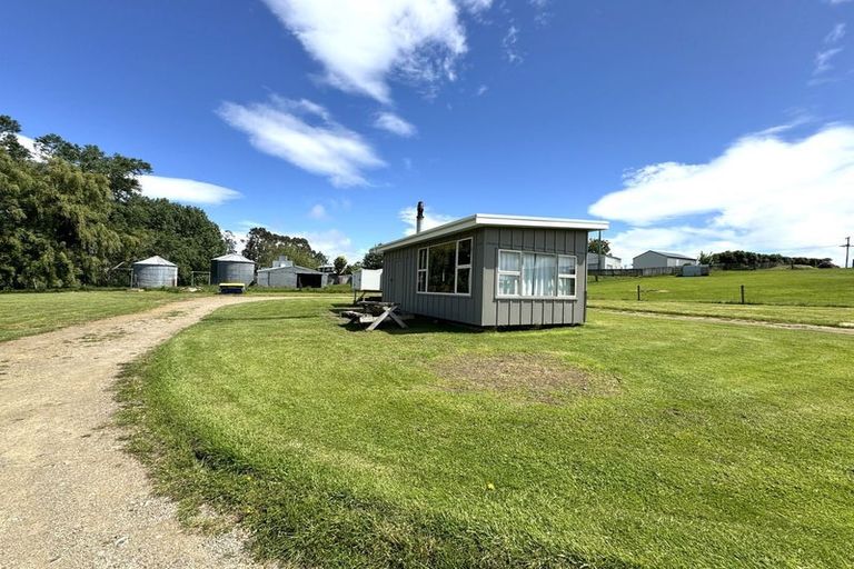 Photo of property in 198 Waiwera Station Road, Waiwera South, Clinton, 9584