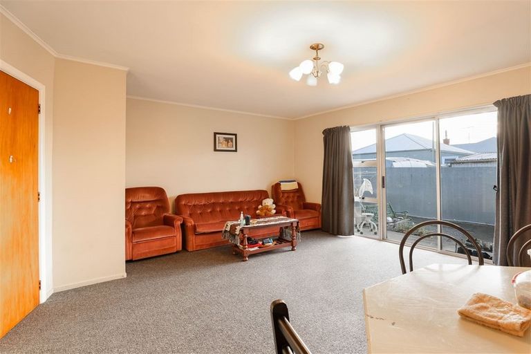 Photo of property in 2/85 Aitken Street, Ashburton, 7700