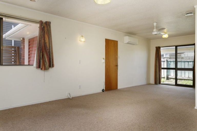 Photo of property in 2/137 Te Heuheu Street, Taupo, 3330