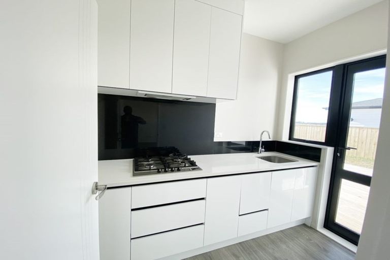 Photo of property in 45 Hikuawa Road, Flat Bush, Auckland, 2019