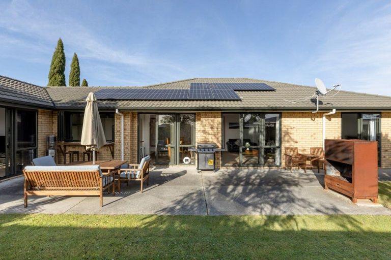 Photo of property in 9 Beachmere Place, Papamoa Beach, Papamoa, 3118