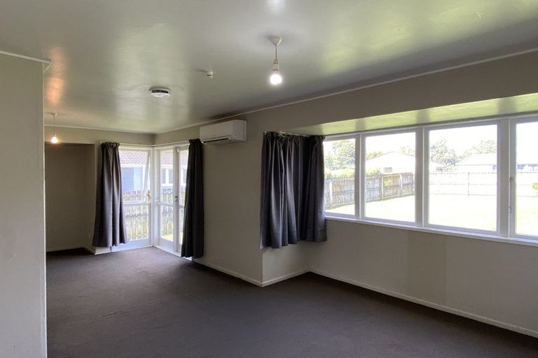 Photo of property in 9 Huia Street, Waiuku, 2123