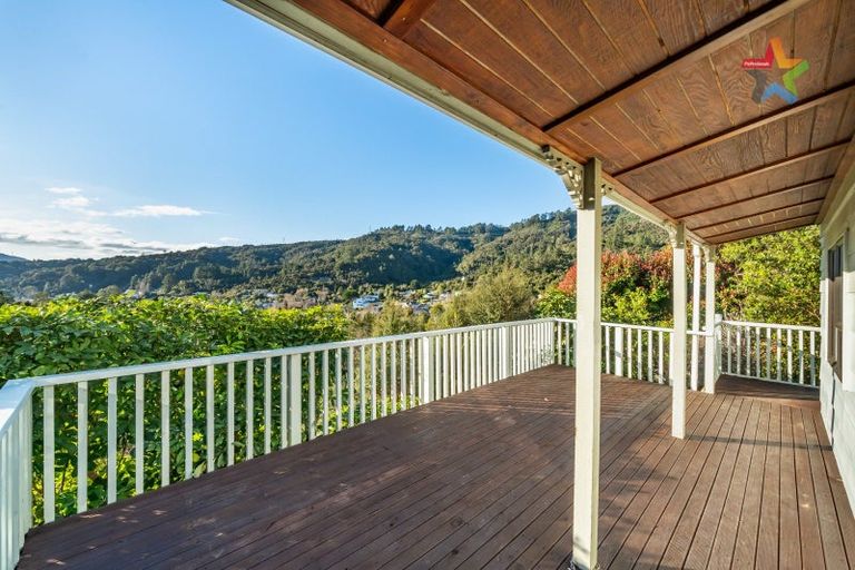 Photo of property in 21 Ngahere Street, Stokes Valley, Lower Hutt, 5019