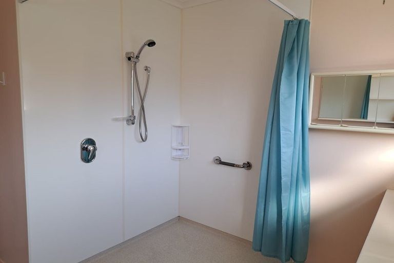 Photo of property in 148 Tukapa Street, Westown, New Plymouth, 4310