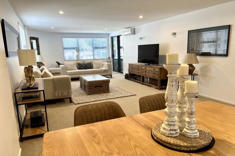 Photo of property in 18/3 Maunganui Road, Mount Maunganui, 3116