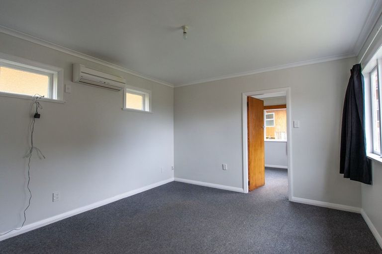 Photo of property in 90 Ironside Road, Johnsonville, Wellington, 6037
