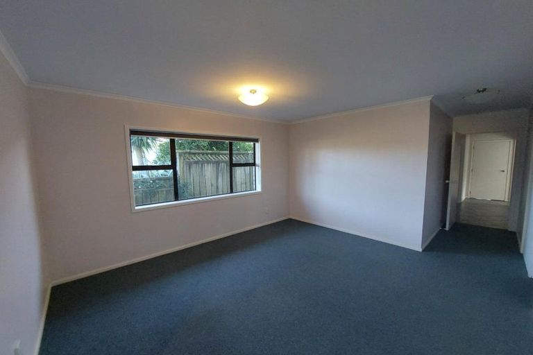 Photo of property in 167 Heta Road, Highlands Park, New Plymouth, 4312