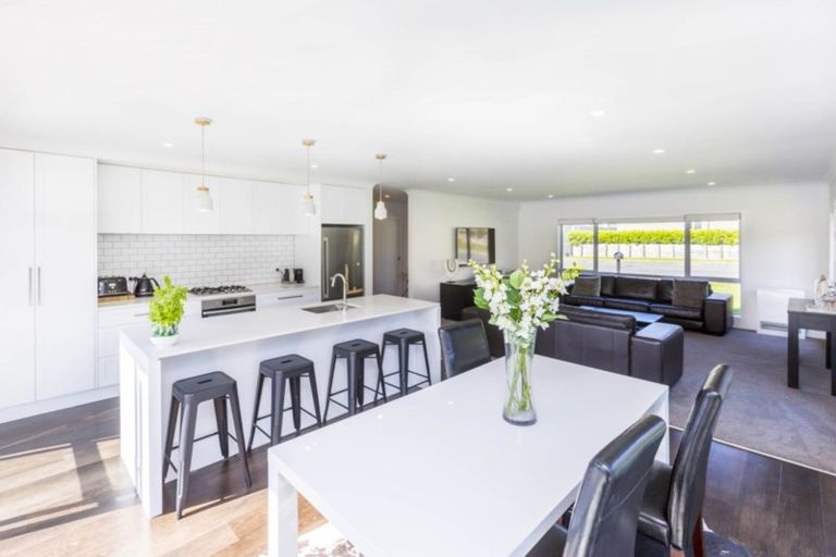 Photo of property in 80 Riverstone Drive, Riverstone Terraces, Upper Hutt, 5018