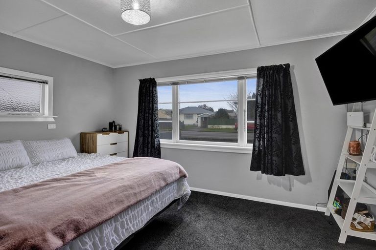 Photo of property in 26 Tawhiti Road, Hawera, 4610