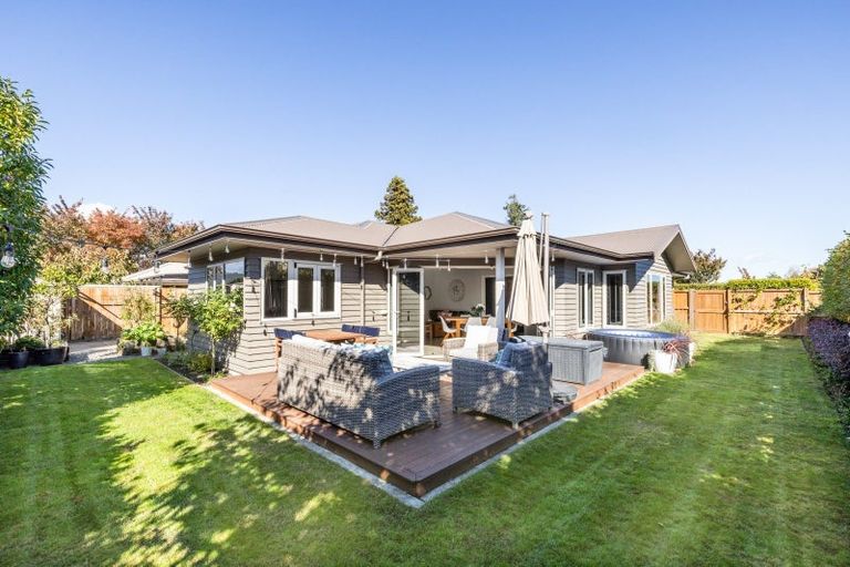 Photo of property in 6 Barcroft Street, Frimley, Hastings, 4120