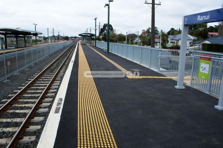 Photo of property in 12 Jillian Drive, Ranui, Auckland, 0612