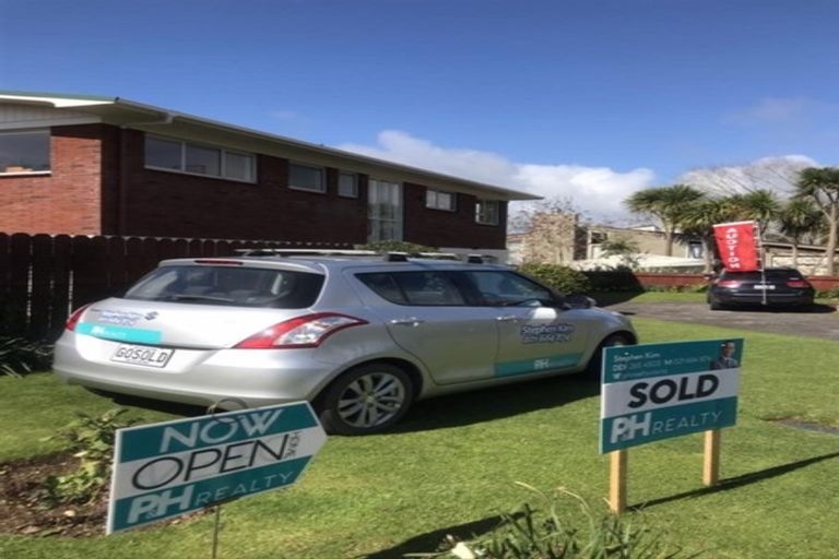 Photo of property in 7 Cherry Place, Waiuku, 2123