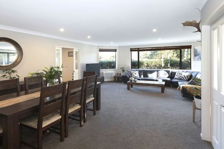 Photo of property in 15 Sandalwood Place, Waimairi Beach, Christchurch, 8083