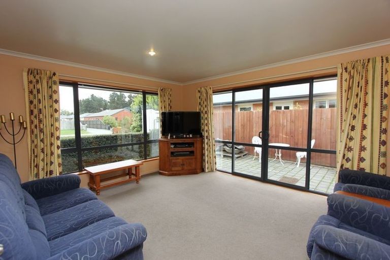 Photo of property in 6 Campion Place, Rolleston, 7614