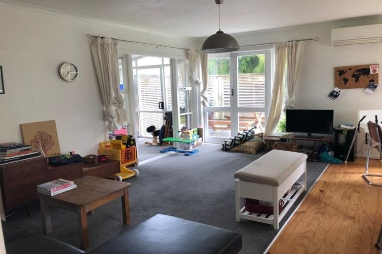 Photo of property in 24 Barrie Crescent, Silverdale, Hamilton, 3216