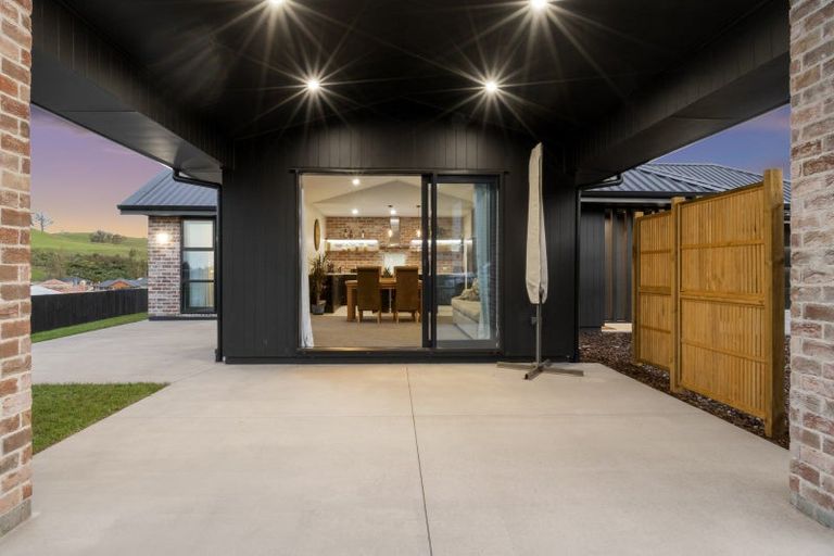 Photo of property in 26 Hayward Place, Ohauiti, Tauranga, 3112