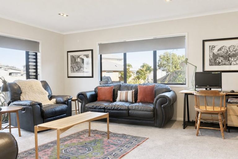 Photo of property in 3 Kelly Place, Whitianga, 3510