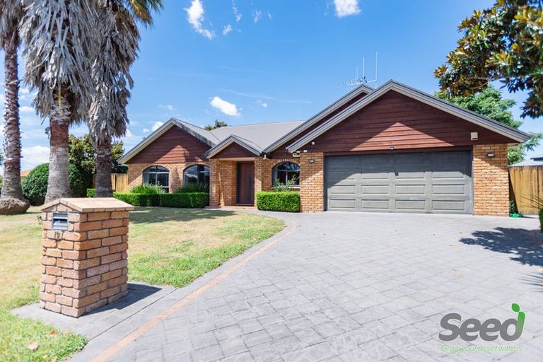 Photo of property in 12 Merlot Place, Rototuna, Hamilton, 3210