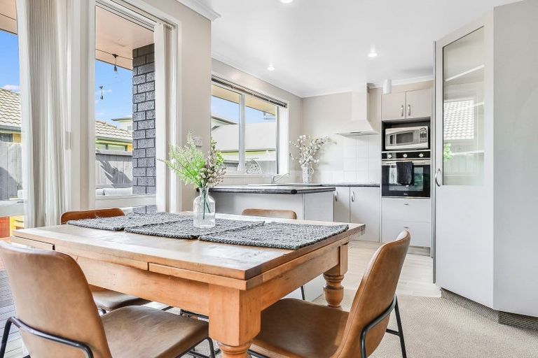 Photo of property in 14 Parkside Drive, Huntington, Hamilton, 3210