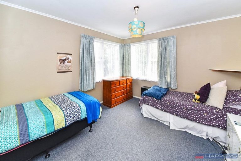 Photo of property in 32 Grande Vue Road, Hillpark, Auckland, 2102