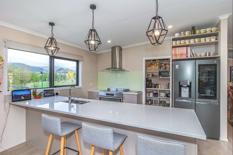 Photo of property in 134 Gladstone Road, Levin, 5571