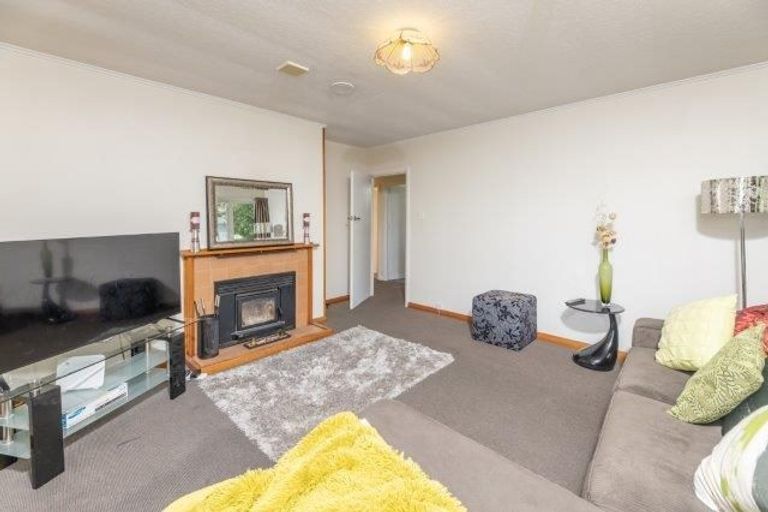 Photo of property in 8 Westcott Street, Dallington, Christchurch, 8061