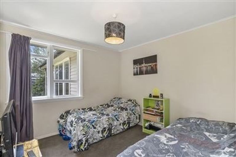 Photo of property in 25 Tuckers Road, Redwood, Christchurch, 8051