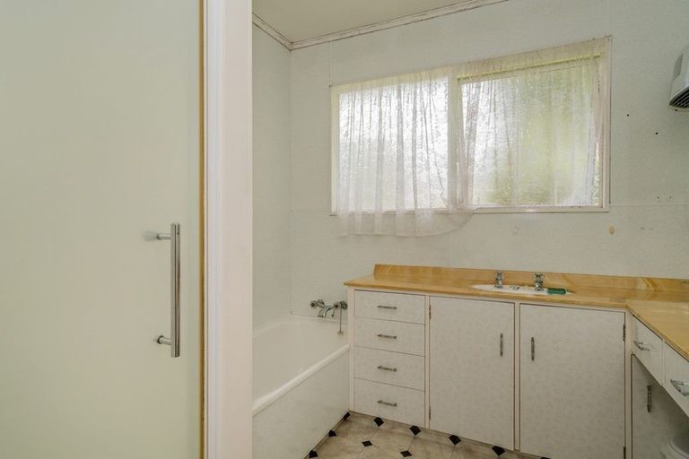 Photo of property in 14 Hamilton Crescent, Whitianga, 3510