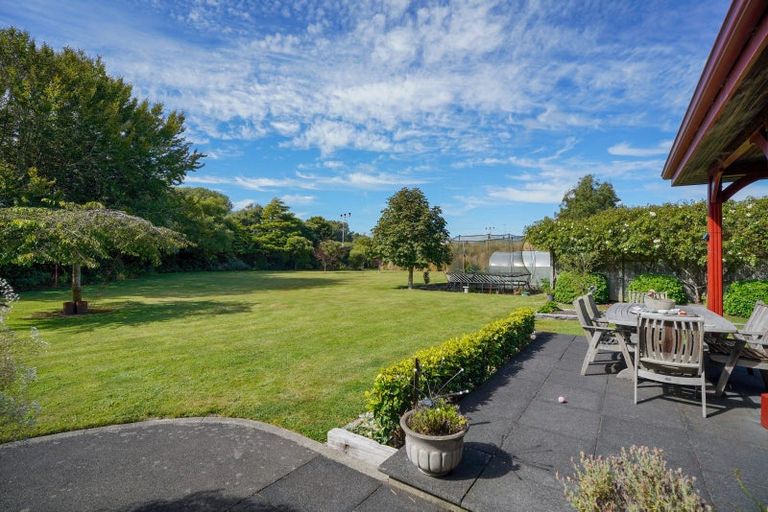 Photo of property in 221 Dunns Road, Otatara, Invercargill, 9879