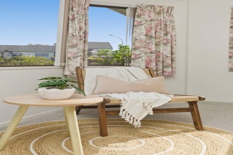 Photo of property in 6a Compton Place, Mount Maunganui, 3116
