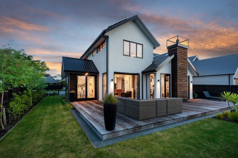 Photo of property in 10 Mays Road, St Albans, Christchurch, 8052