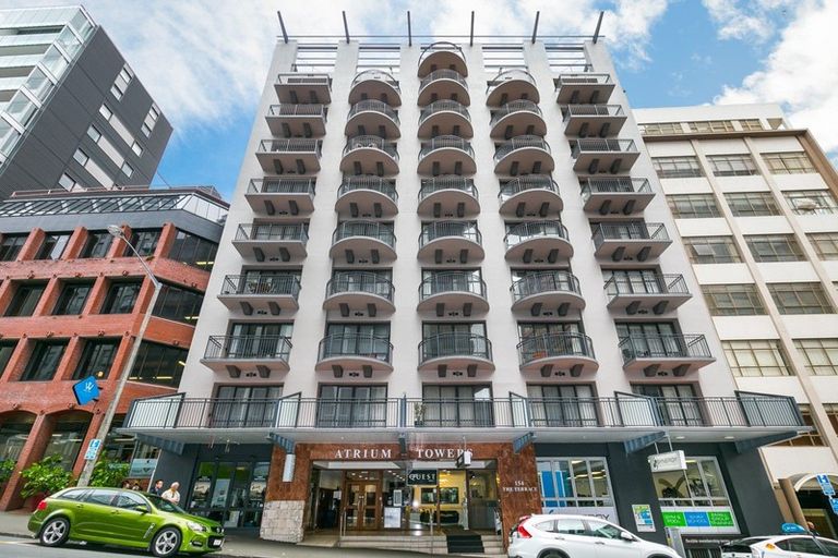 Photo of property in Atrium Towers, 1q/154 The Terrace, Wellington Central, Wellington, 6011