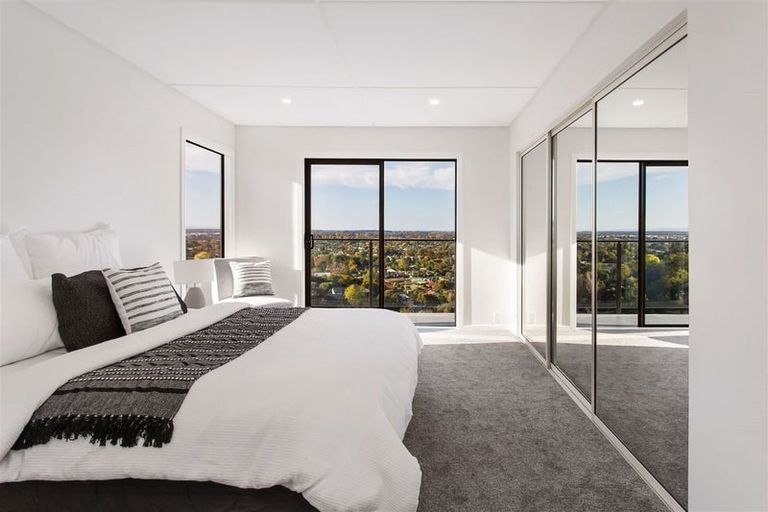 Photo of property in 23 Whareora Terrace, Cashmere, Christchurch, 8022