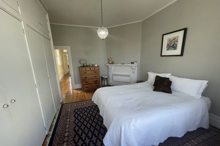 Photo of property in 15 Elizabeth Street, Mount Victoria, Wellington, 6011