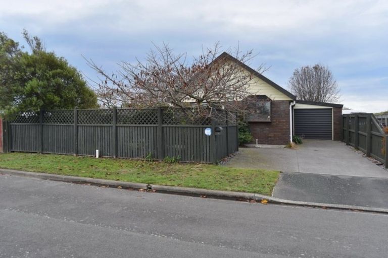 Photo of property in 3a Glenconnor Place, Burwood, Christchurch, 8083
