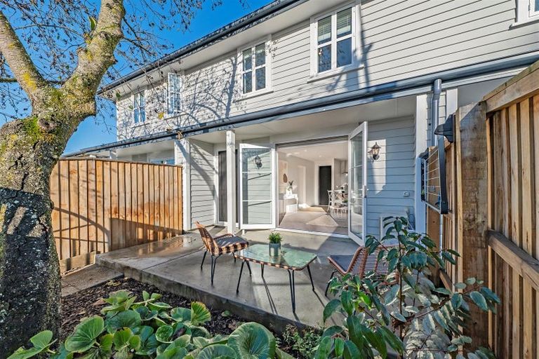 Photo of property in 2/283 Selwyn Street, Spreydon, Christchurch, 8024
